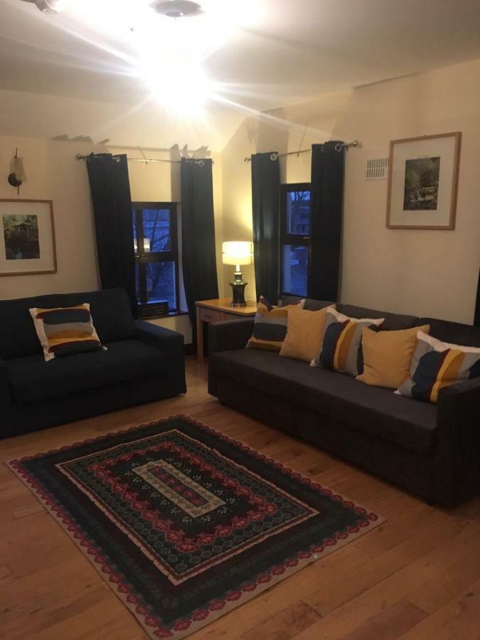 Nanny Quinn'S Apartment Killucan Dış mekan fotoğraf